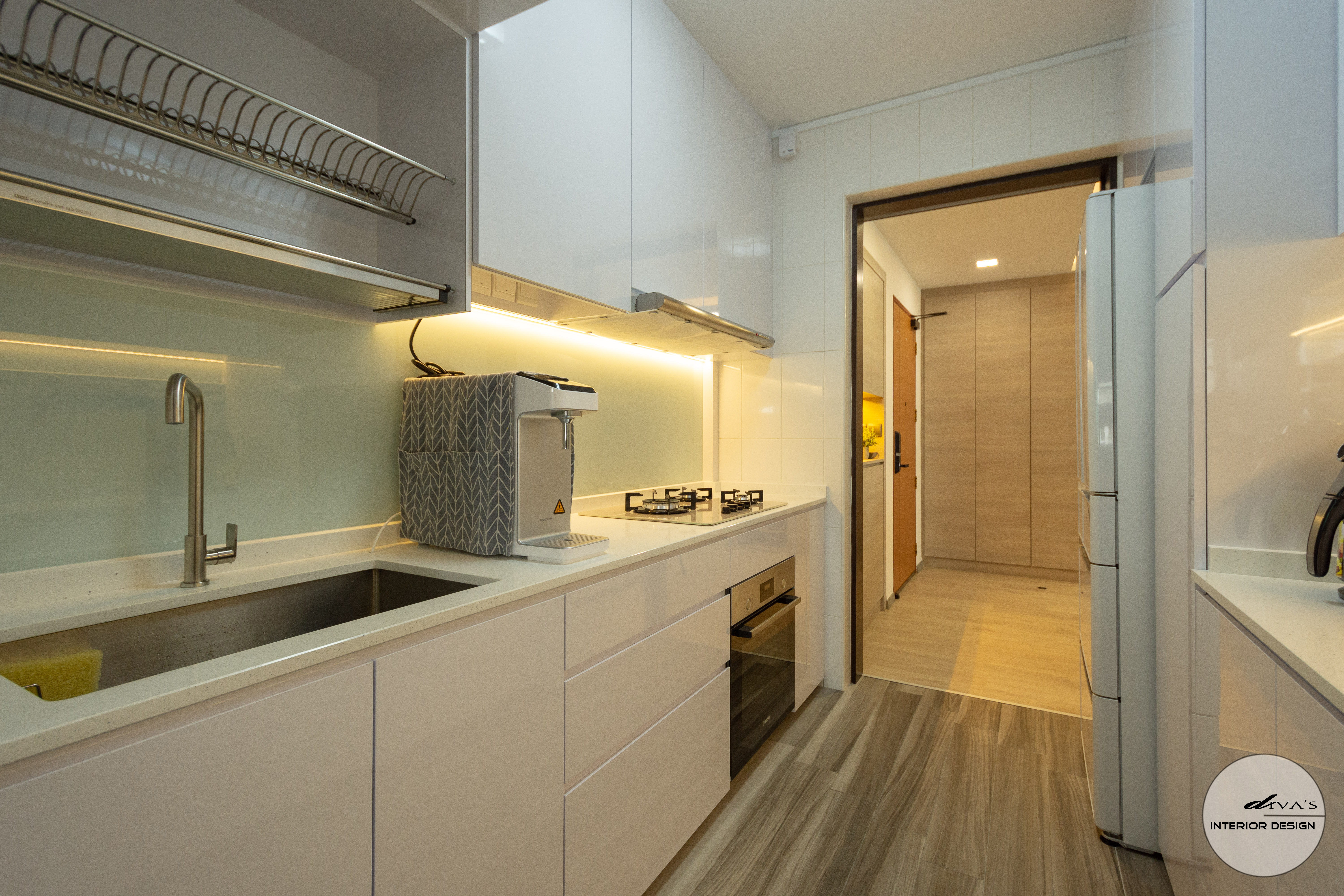 Small Kitchen Design In Singapore   Diva's Interior Design